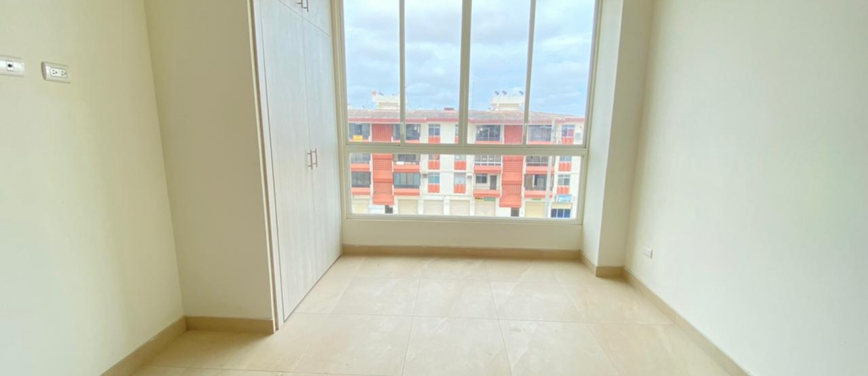 Departamento en alquiler en Camboriú Suites, Salinas GeoBienes - Departamento en alquiler en Camboriú Suites, Salinas - Plusvalia Guayaquil Casas de venta y alquiler Inmobiliaria Ecuador