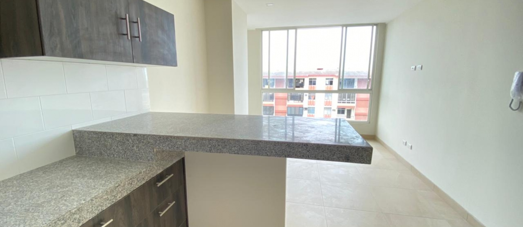 GeoBienes - Departamento en alquiler en Camboriú Suites, Salinas - Plusvalia Guayaquil Casas de venta y alquiler Inmobiliaria Ecuador