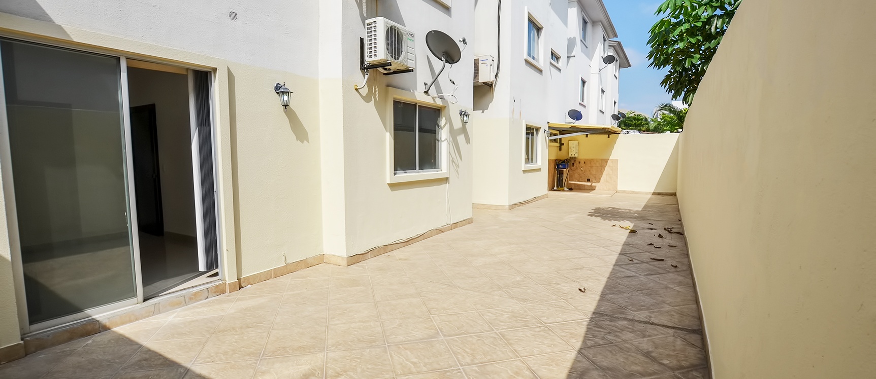Departamento en alquiler en Central Park sector Samborondon GeoBienes - Departamento en alquiler en Central Park sector Samborondon - Plusvalia Guayaquil Casas de venta y alquiler Inmobiliaria Ecuador