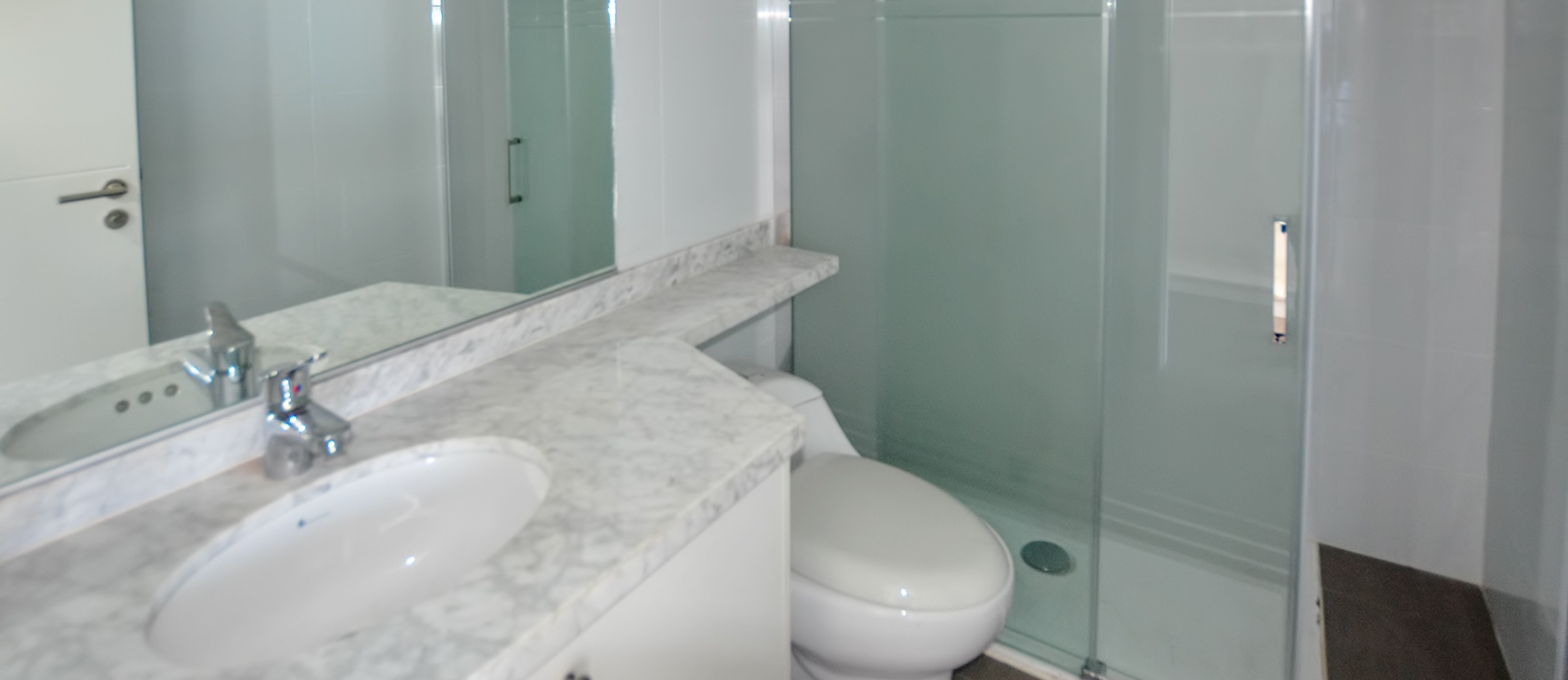 Departamento en alquiler en edificio Spazio sector centro de Guayaquil GeoBienes - Departamento en alquiler en edificio Spazio Puerto Santa Ana Guayaquil - Plusvalia Guayaquil Casas de venta y alquiler Inmobiliaria Ecuador