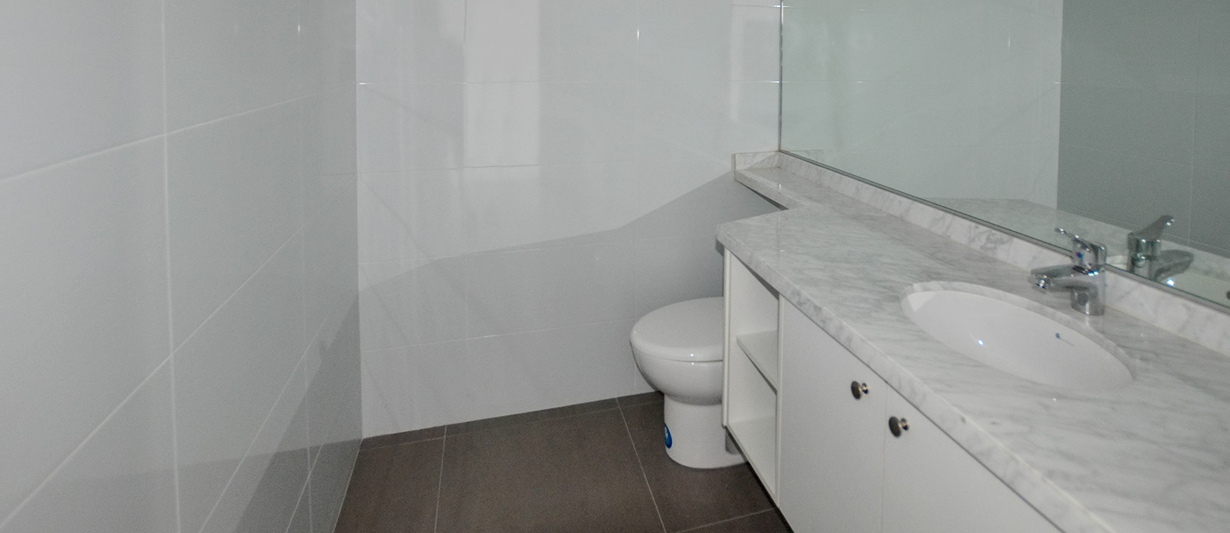Departamento en alquiler en edificio Spazio sector centro de Guayaquil GeoBienes - Departamento en alquiler en edificio Spazio Puerto Santa Ana Guayaquil - Plusvalia Guayaquil Casas de venta y alquiler Inmobiliaria Ecuador