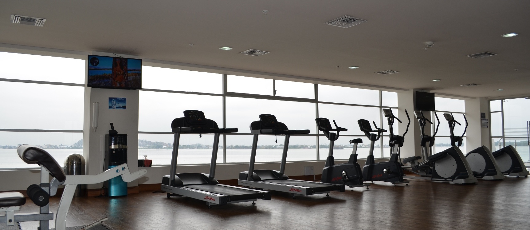 Departamento en alquiler en edificio Spazio sector Puerto Santa Ana GeoBienes - Departamento en alquiler en edificio Spazio sector Puerto Santa Ana - Plusvalia Guayaquil Casas de venta y alquiler Inmobiliaria Ecuador
