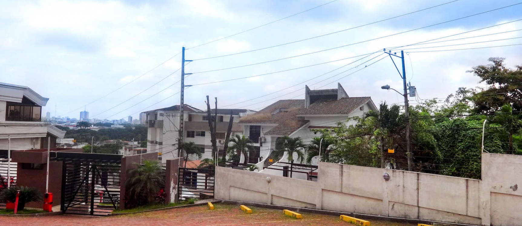 Departamento en alquiler en Lomas de Urdesa Guayaquil GeoBienes - Departamento en alquiler en Lomas de Urdesa Guayaquil - Plusvalia Guayaquil Casas de venta y alquiler Inmobiliaria Ecuador