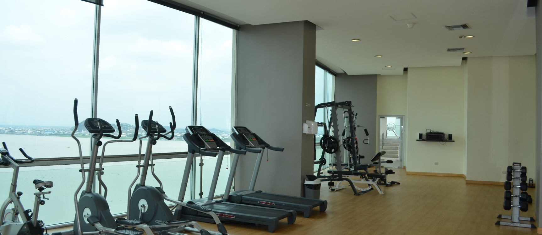 Departamento en alquiler en Riverfront II Centro Guayaquil GeoBienes - Departamento en alquiler en Riverfront II Centro Guayaquil - Plusvalia Guayaquil Casas de venta y alquiler Inmobiliaria Ecuador