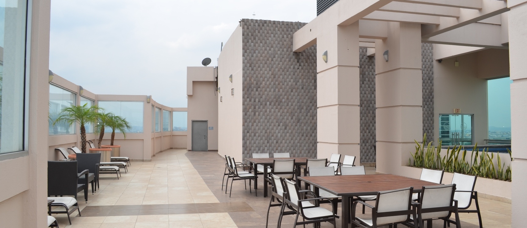 Departamento en alquiler en Riverfront II Centro Guayaquil GeoBienes - Departamento en alquiler en Riverfront II Centro Guayaquil - Plusvalia Guayaquil Casas de venta y alquiler Inmobiliaria Ecuador
