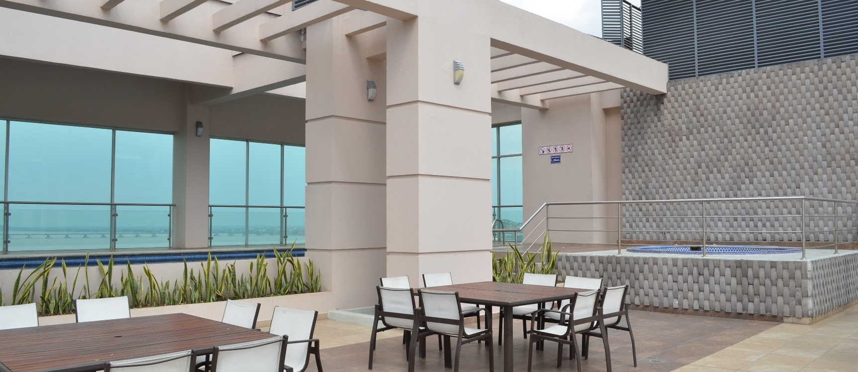 Departamento en alquiler en Riverfront II Centro Guayaquil GeoBienes - Departamento en alquiler en Riverfront II Centro Guayaquil - Plusvalia Guayaquil Casas de venta y alquiler Inmobiliaria Ecuador