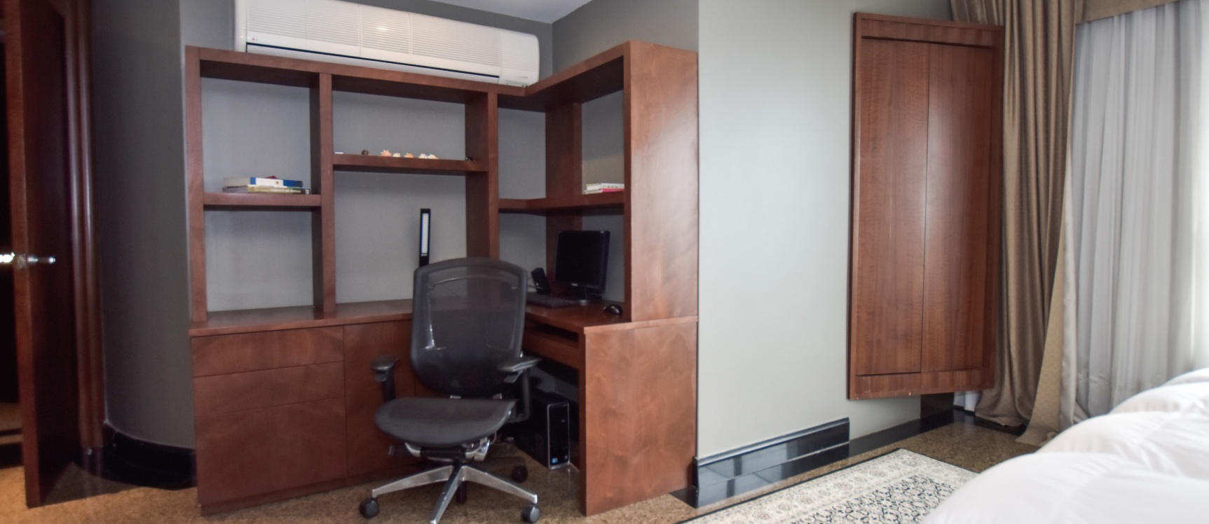 Departamento en alquiler en Torre Colon 2 Guayaquil Ecuador GeoBienes - Departamento en alquiler en Torre Colon 2 Guayaquil Ecuador - Plusvalia Guayaquil Casas de venta y alquiler Inmobiliaria Ecuador