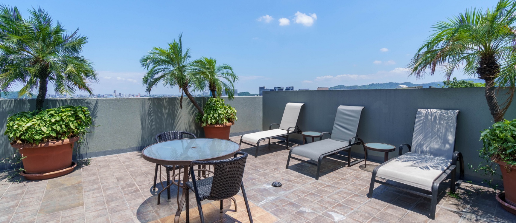 Departamento en alquiler en Torres del Sol II, Norte de Guayaquil GeoBienes - Departamento en alquiler en Torres del Sol II, Norte de Guayaquil - Plusvalia Guayaquil Casas de venta y alquiler Inmobiliaria Ecuador