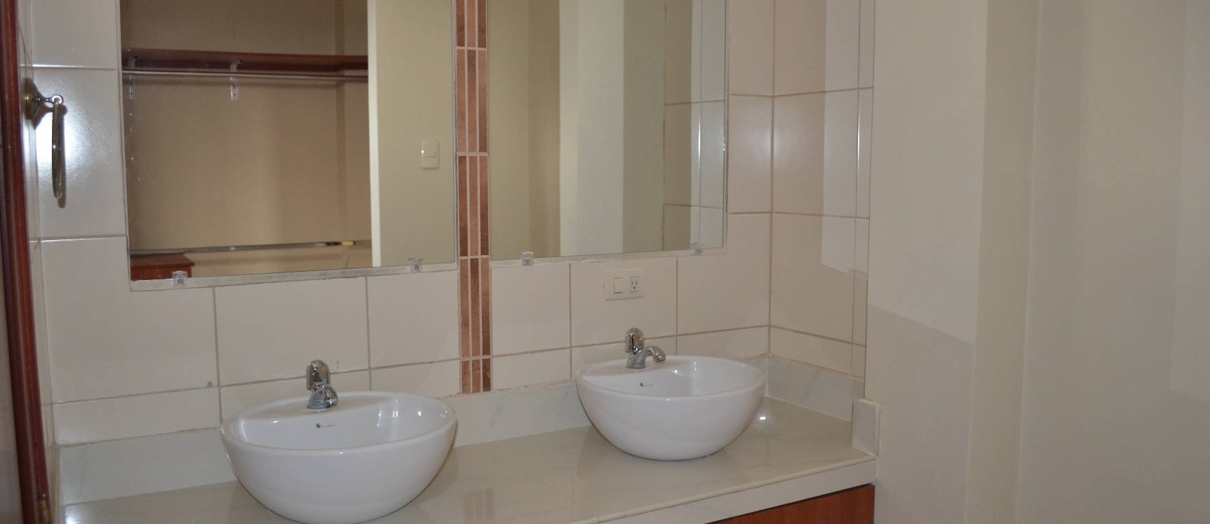 Departamento en alquiler en Urbanización parque de los Ceibos sector Colinas de los Ceibos GeoBienes - Departamento en alquiler en Urbanización Parque de los Ceibos sector Ceibos - Plusvalia Guayaquil Casas de venta y alquiler Inmobiliaria Ecuador