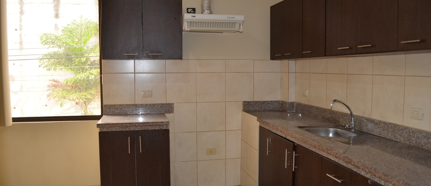 Departamento en alquiler en Urbanización parque de los Ceibos sector Colinas de los Ceibos GeoBienes - Departamento en alquiler en Urbanización Parque de los Ceibos sector Ceibos - Plusvalia Guayaquil Casas de venta y alquiler Inmobiliaria Ecuador