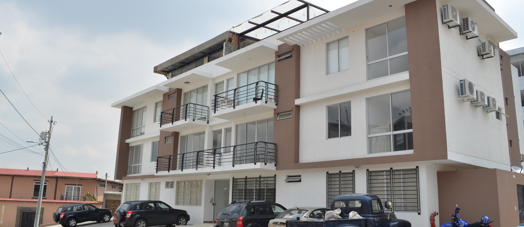 GeoBienes - Departamento en alquiler en Urbanización Santa Cecilia Condominio Budapest - Plusvalia Guayaquil Casas de venta y alquiler Inmobiliaria Ecuador