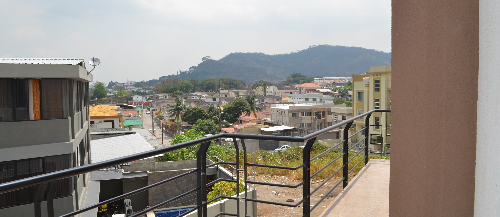 Departamento en alquiler en Urbanización Santa Cecilia Condominio Budapest GeoBienes - Departamento en alquiler en Urbanización Santa Cecilia Condominio Budapest - Plusvalia Guayaquil Casas de venta y alquiler Inmobiliaria Ecuador