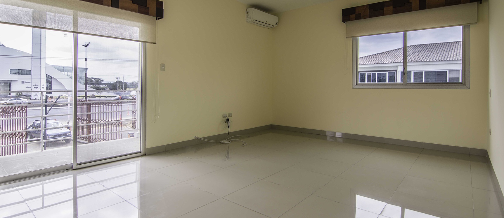 Departamento en alquiler en Urbanización Singapur vía a Samborondón GeoBienes - Departamento en alquiler en Urbanización Singapur vía a Samborondón - Plusvalia Guayaquil Casas de venta y alquiler Inmobiliaria Ecuador