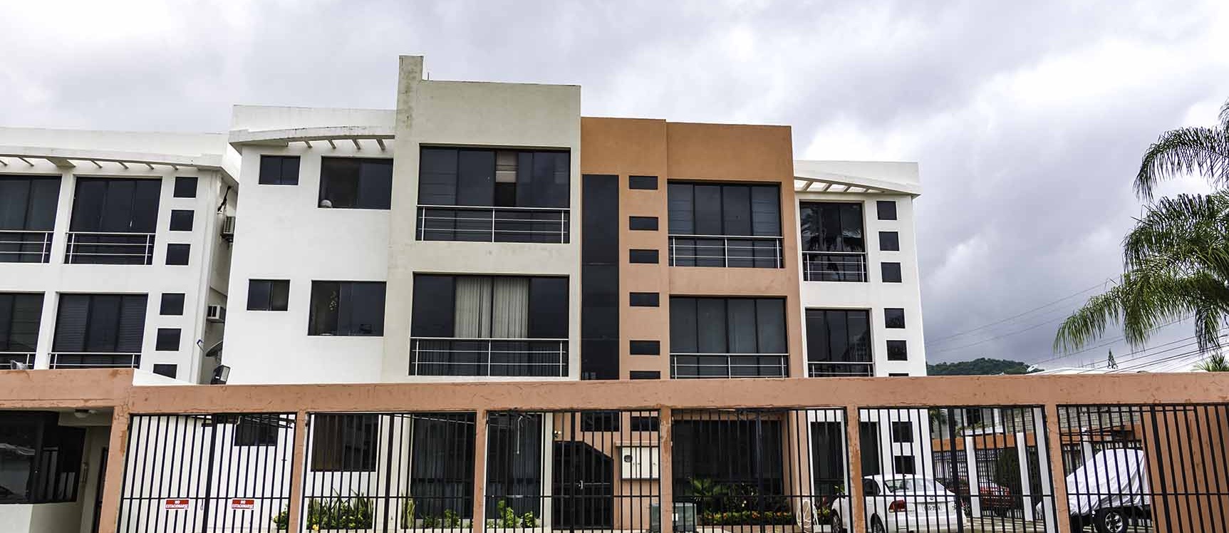 GeoBienes - Departamento en alquiler Pórtico I , Puerto Azul ,Vía a la Costa,  - Plusvalia Guayaquil Casas de venta y alquiler Inmobiliaria Ecuador
