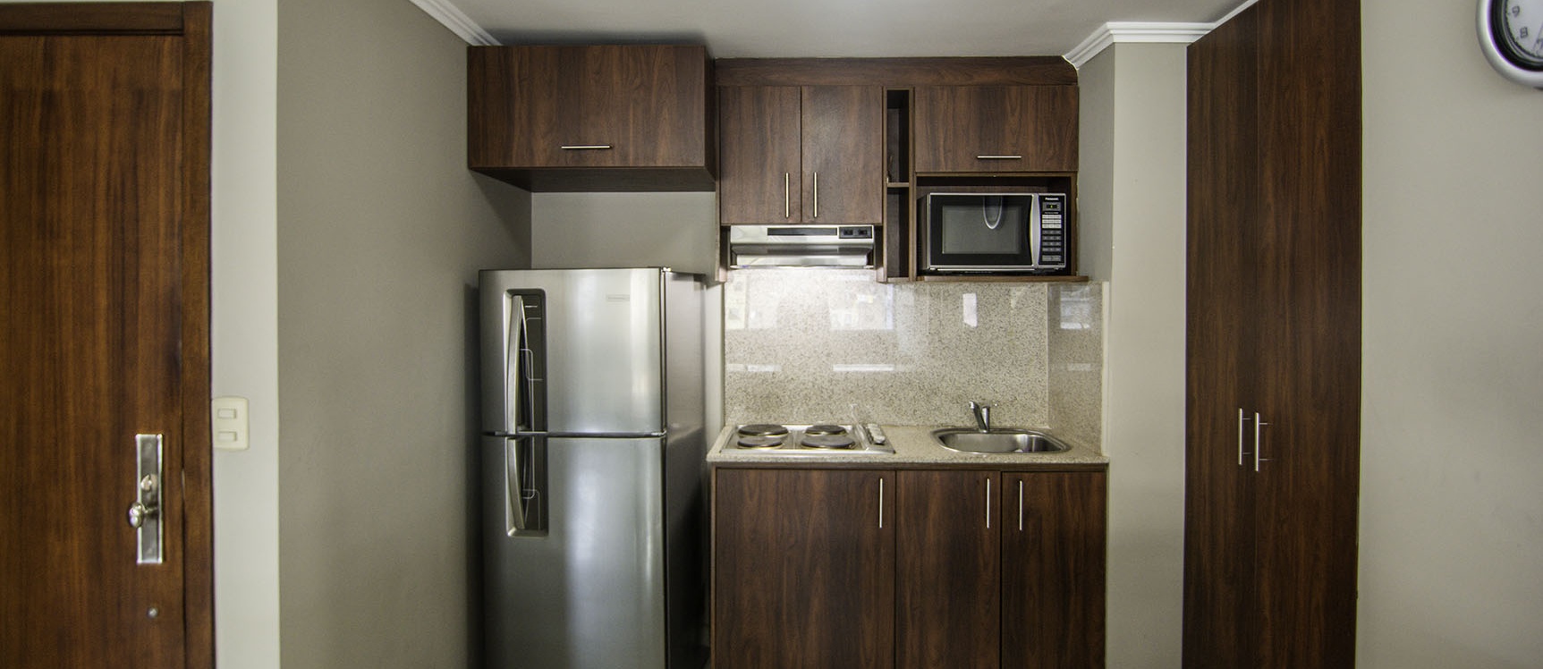 Departamento en Venta Riverfront II, Puerto Santa Ana, Guayaquil GeoBienes - Departamento en Alquiler Riverfront II, Puerto Santa Ana, Guayaquil - Plusvalia Guayaquil Casas de venta y alquiler Inmobiliaria Ecuador