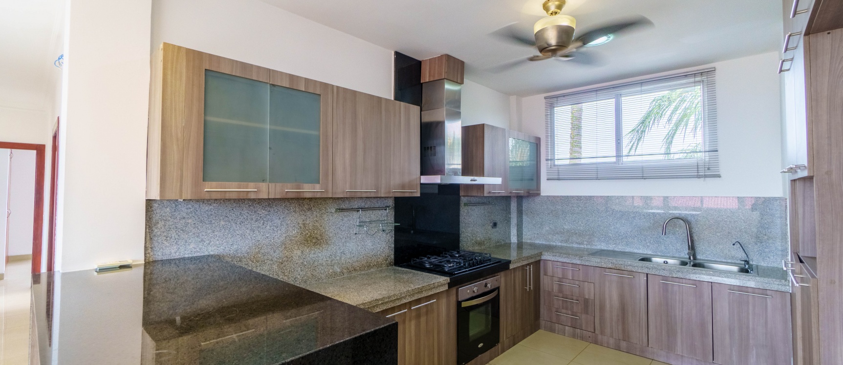 Departamento en alquiler sector UEES, Aranda del Río, Samborondón GeoBienes - Departamento en alquiler sector UEES, Aranda del Río, Samborondón - Plusvalia Guayaquil Casas de venta y alquiler Inmobiliaria Ecuador