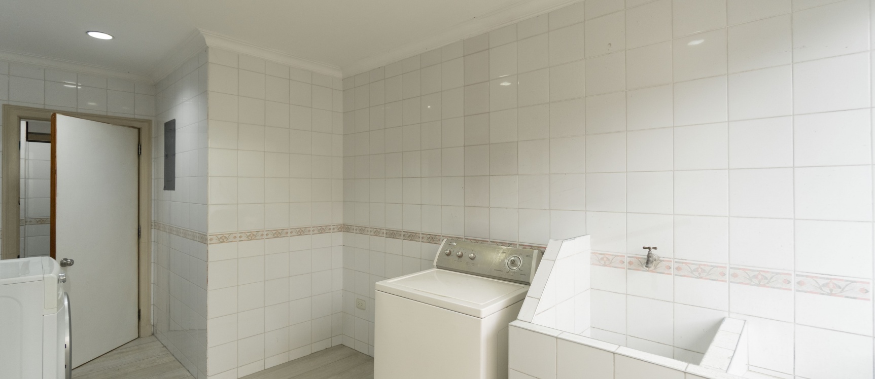 GeoBienes - Departamento en alquiler ubicado en Condominio Hidalgo, Ceibos - Plusvalia Guayaquil Casas de venta y alquiler Inmobiliaria Ecuador