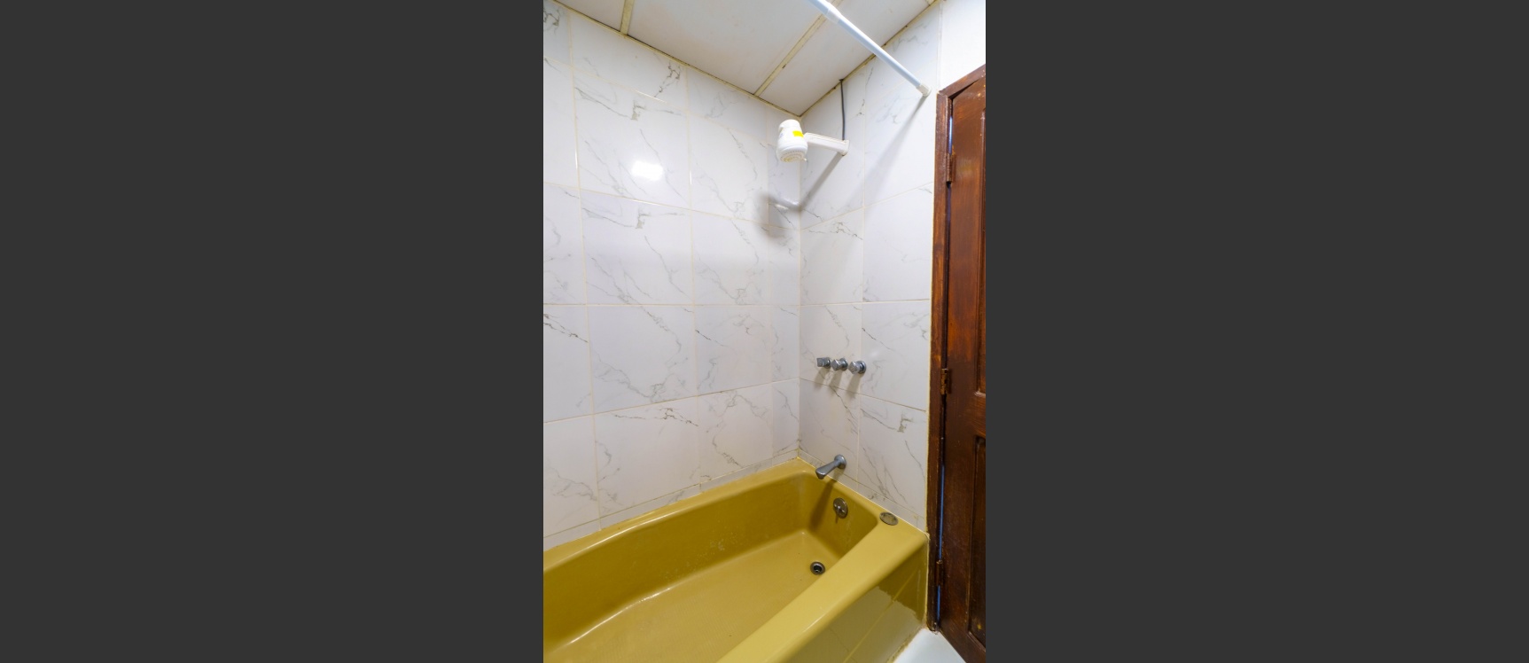 Departamento en alquiler ubicado en Edificio 300, Centro de Guayaquil. GeoBienes - Departamento en alquiler ubicado en Edificio 300, Centro de Guayaquil. - Plusvalia Guayaquil Casas de venta y alquiler Inmobiliaria Ecuador