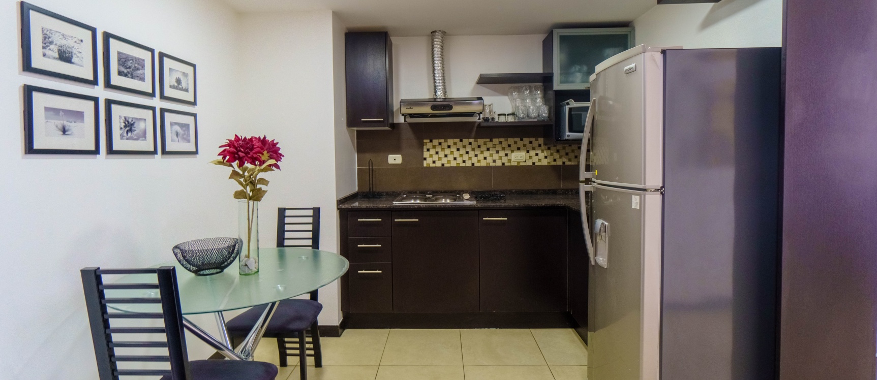 Departamento en alquiler ubicado en Edificio Bellini II, Puerto Santa Ana GeoBienes - Departamento en alquiler ubicado en Edificio Bellini II, Puerto Santa Ana - Plusvalia Guayaquil Casas de venta y alquiler Inmobiliaria Ecuador