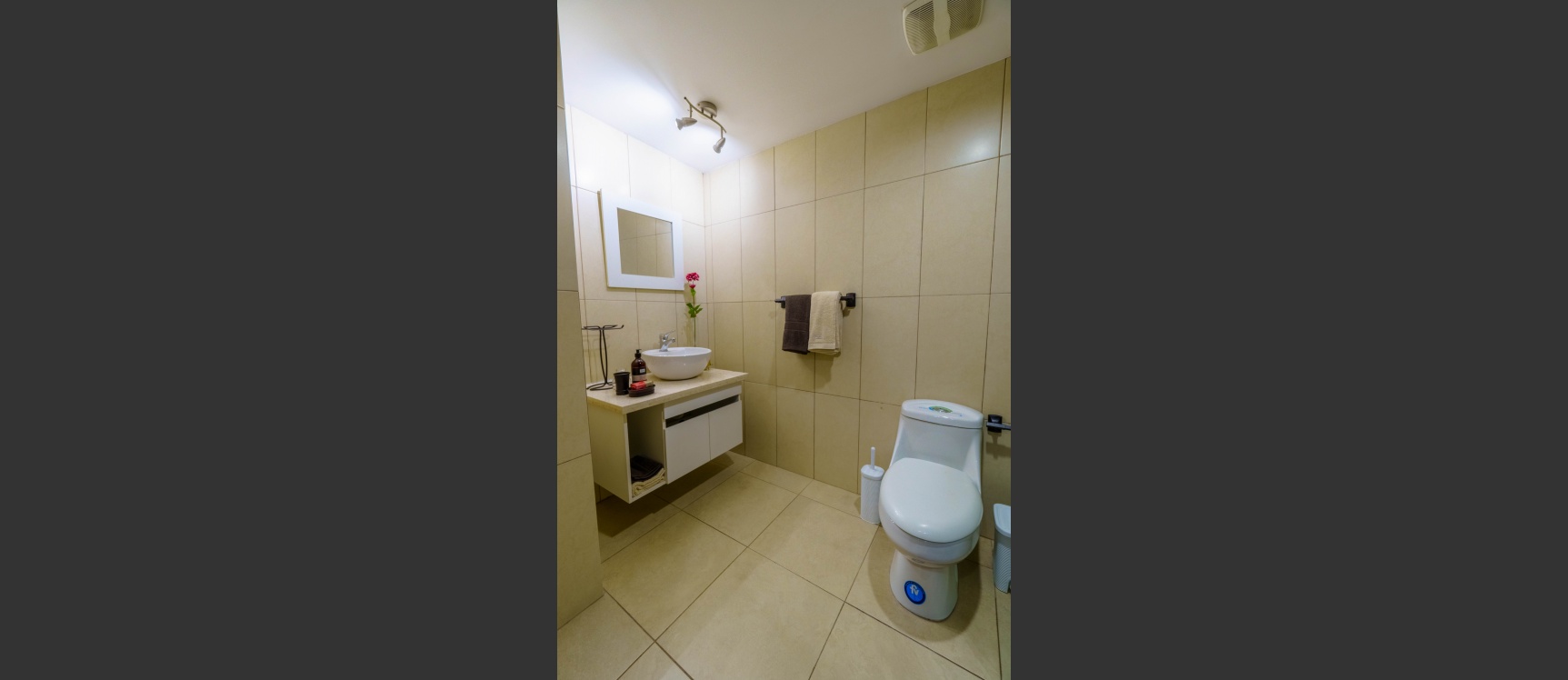 Departamento en alquiler ubicado en Edificio Bellini II, Puerto Santa Ana GeoBienes - Departamento en alquiler ubicado en Edificio Bellini II, Puerto Santa Ana - Plusvalia Guayaquil Casas de venta y alquiler Inmobiliaria Ecuador