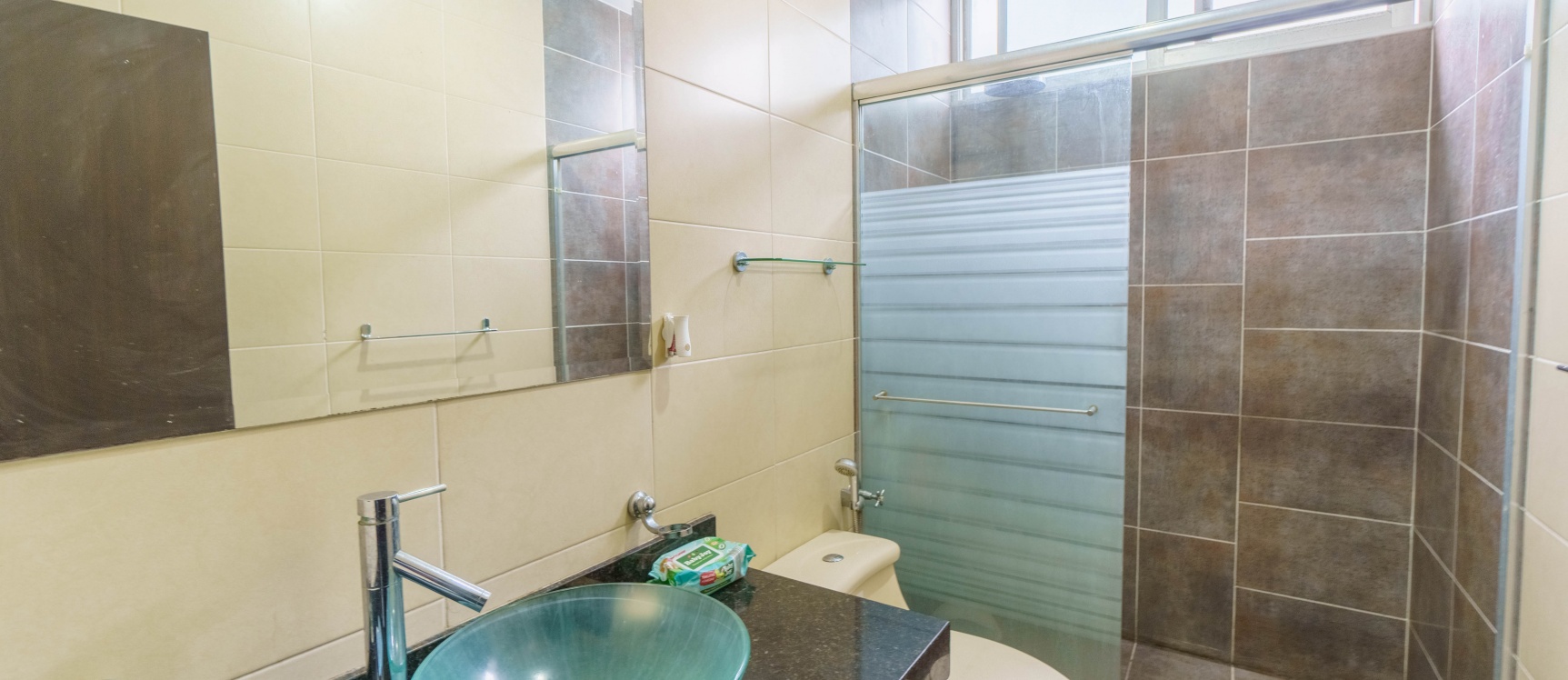 Departamento en alquiler ubicado en Edificio Novacosta, Los Ceibos GeoBienes - Departamento en alquiler ubicado en Edificio Novacosta, Los Ceibos - Plusvalia Guayaquil Casas de venta y alquiler Inmobiliaria Ecuador