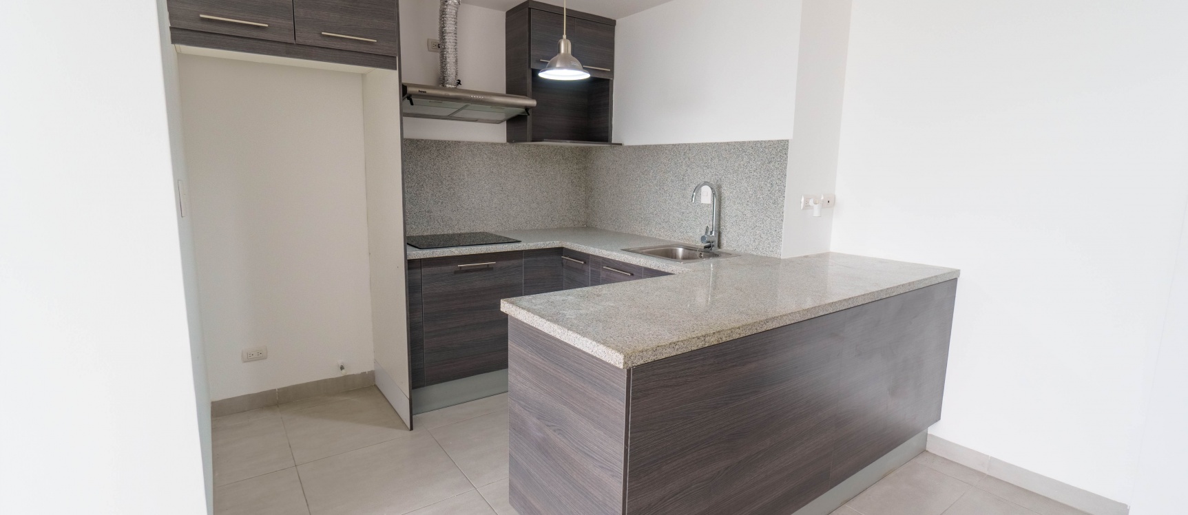 Departamento en alquiler ubicado en Edificio Quo, Norte de Guayaquil GeoBienes - Departamento en alquiler ubicado en Edificio Quo, Norte de Guayaquil - Plusvalia Guayaquil Casas de venta y alquiler Inmobiliaria Ecuador