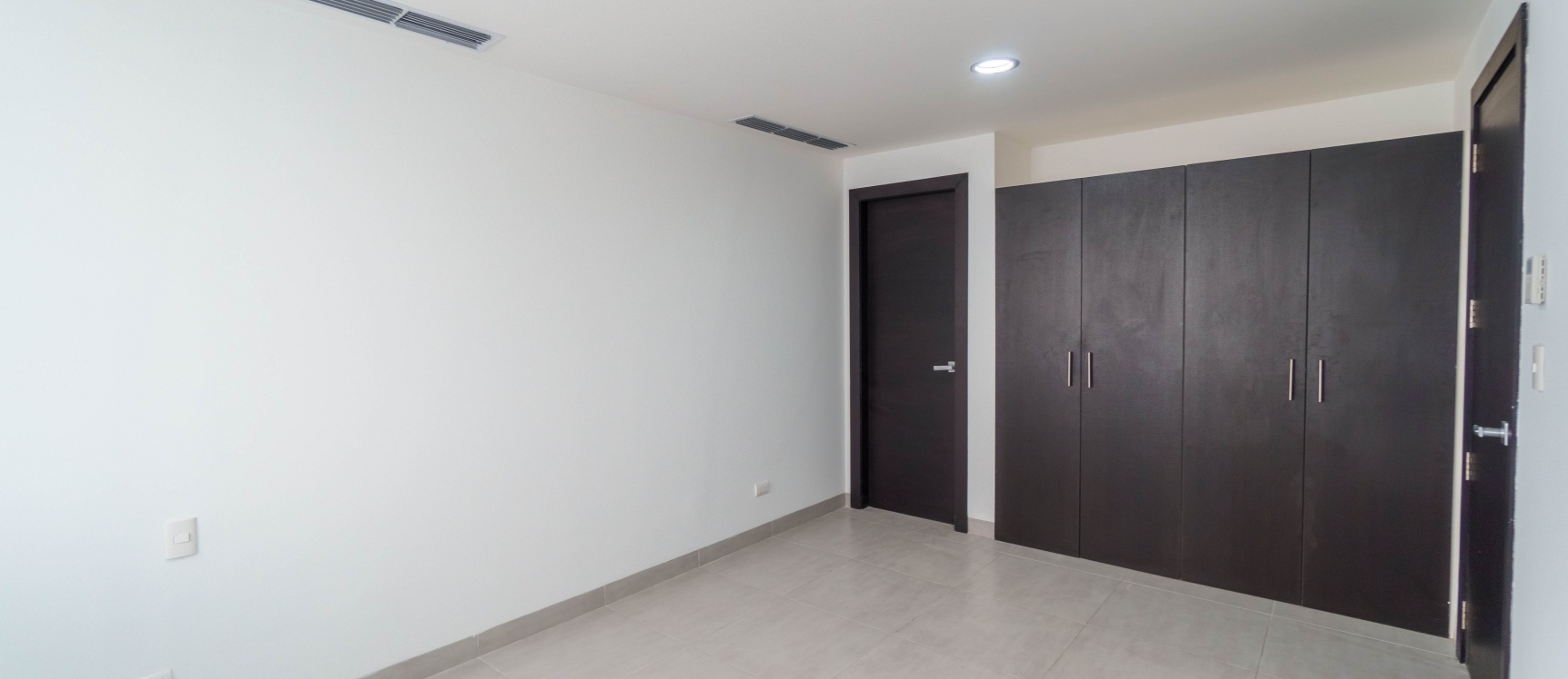 Departamento en alquiler ubicado en Edificio Quo, Norte de Guayaquil GeoBienes - Departamento en alquiler ubicado en Edificio Quo, Norte de Guayaquil - Plusvalia Guayaquil Casas de venta y alquiler Inmobiliaria Ecuador