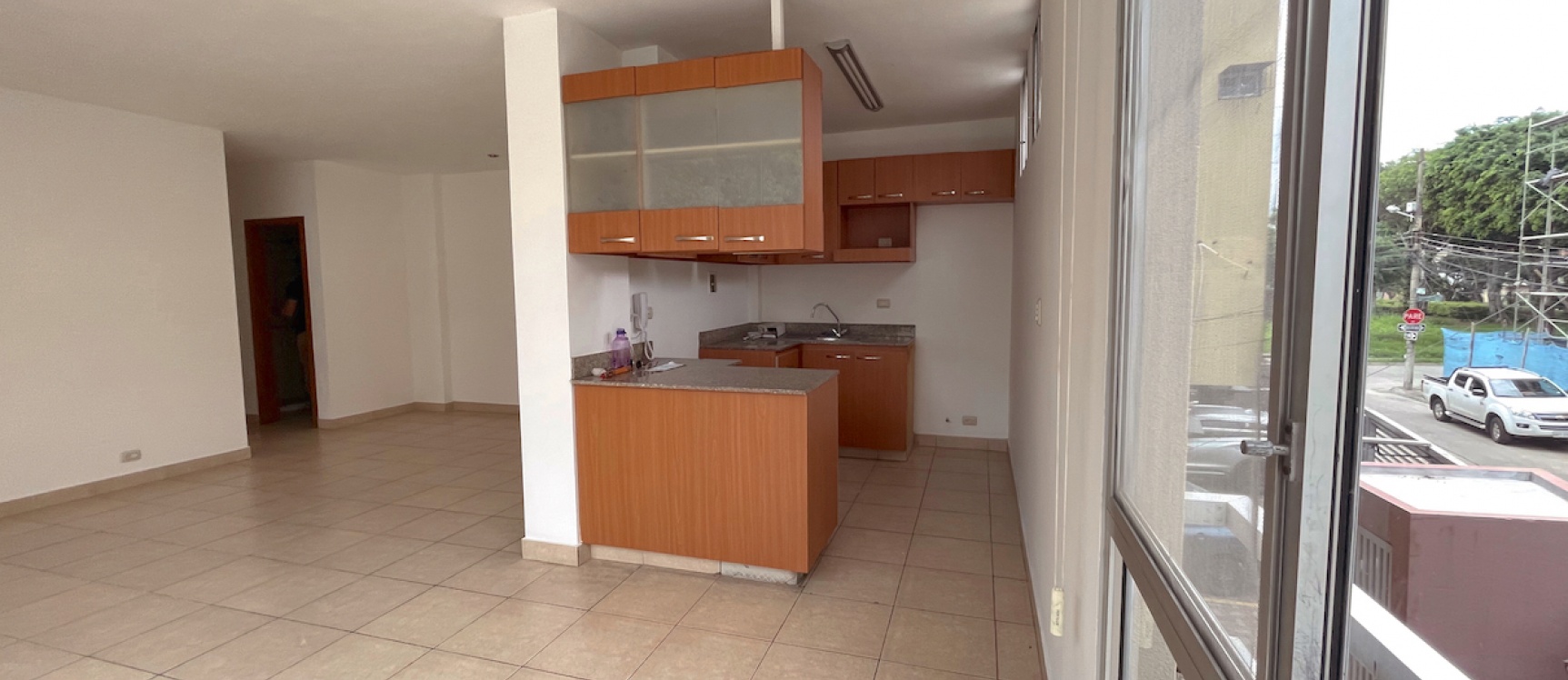 Departamento en alquiler ubicado en Kennedy Norte. GeoBienes - Departamento en alquiler ubicado en Kennedy Norte. - Plusvalia Guayaquil Casas de venta y alquiler Inmobiliaria Ecuador