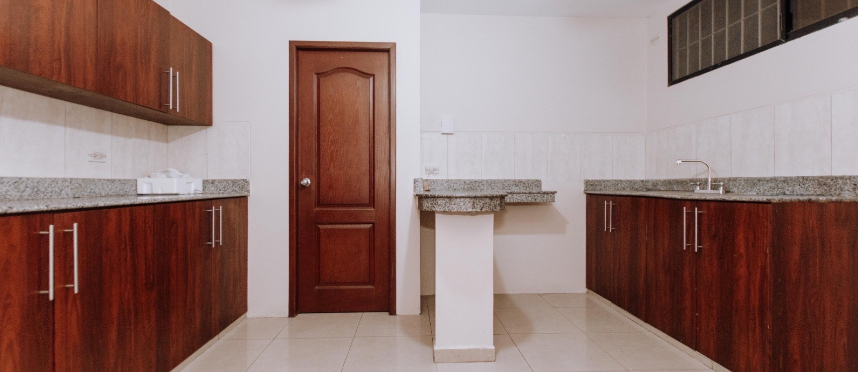 GeoBienes - Departamento en alquiler ubicado en La Cumbre, Ceibos - Plusvalia Guayaquil Casas de venta y alquiler Inmobiliaria Ecuador