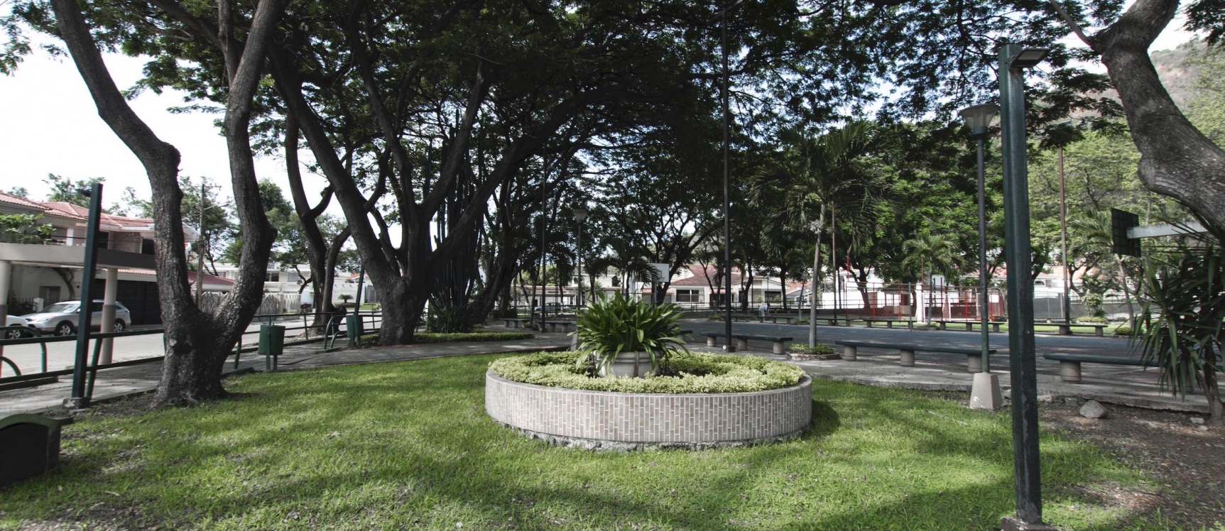 GeoBienes - Departamento en alquiler ubicado en la Urbanización Los Parques, Ceibos - Plusvalia Guayaquil Casas de venta y alquiler Inmobiliaria Ecuador