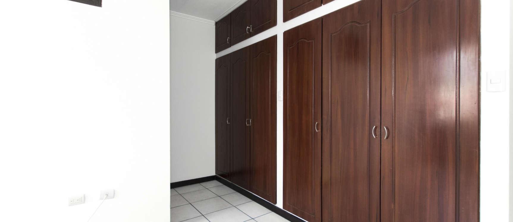 Departamento en alquiler ubicado en la Urbanización Los Parques, Ceibos GeoBienes - Departamento en alquiler ubicado en la Urbanización Los Parques, Ceibos - Plusvalia Guayaquil Casas de venta y alquiler Inmobiliaria Ecuador