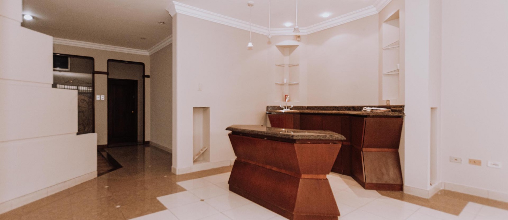 Departamento en alquiler ubicado en Los Alamos, norte de Guayaquil GeoBienes - Departamento en alquiler ubicado en Los Alamos, norte de Guayaquil - Plusvalia Guayaquil Casas de venta y alquiler Inmobiliaria Ecuador