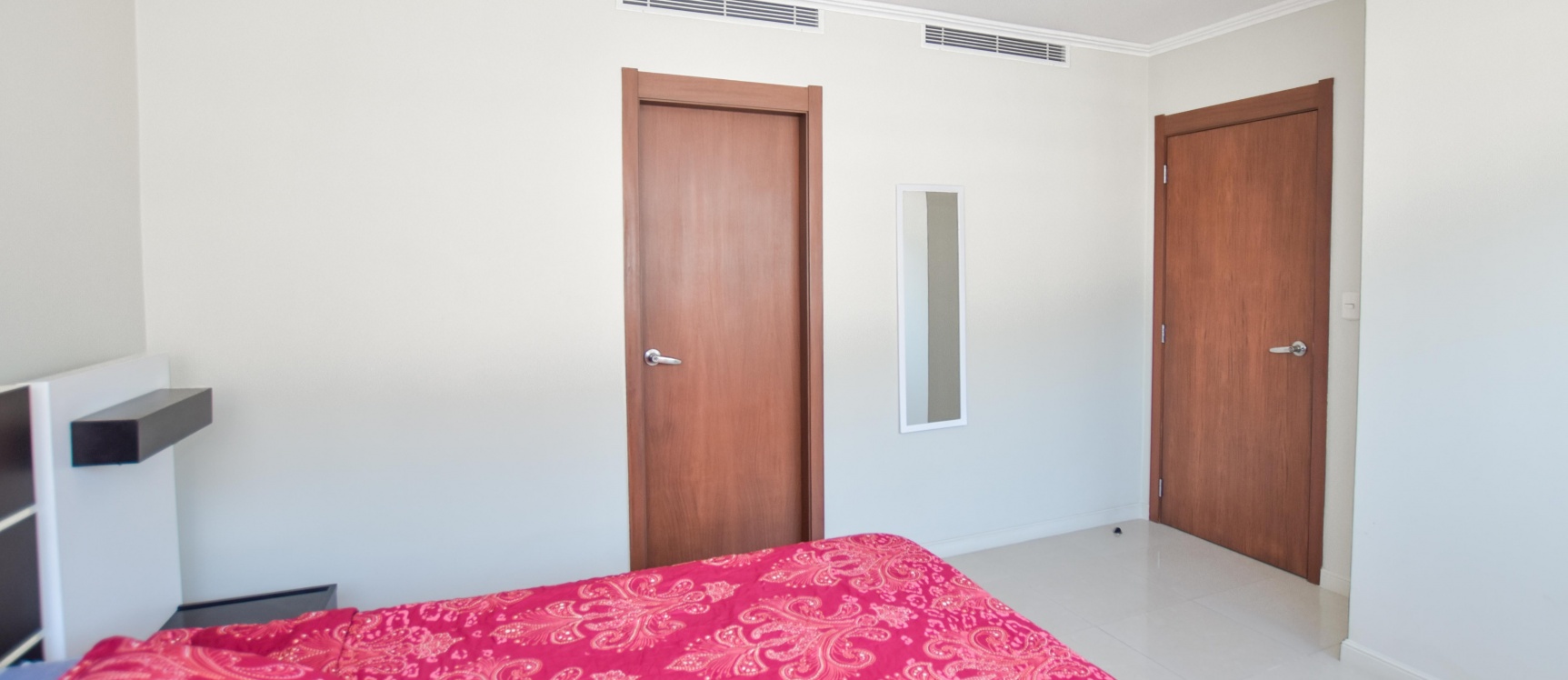 Departamento en alquiler ubicado en Riverfront I, Puerto Santa Ana GeoBienes - Departamento en alquiler ubicado en Riverfront I, Puerto Santa Ana - Plusvalia Guayaquil Casas de venta y alquiler Inmobiliaria Ecuador