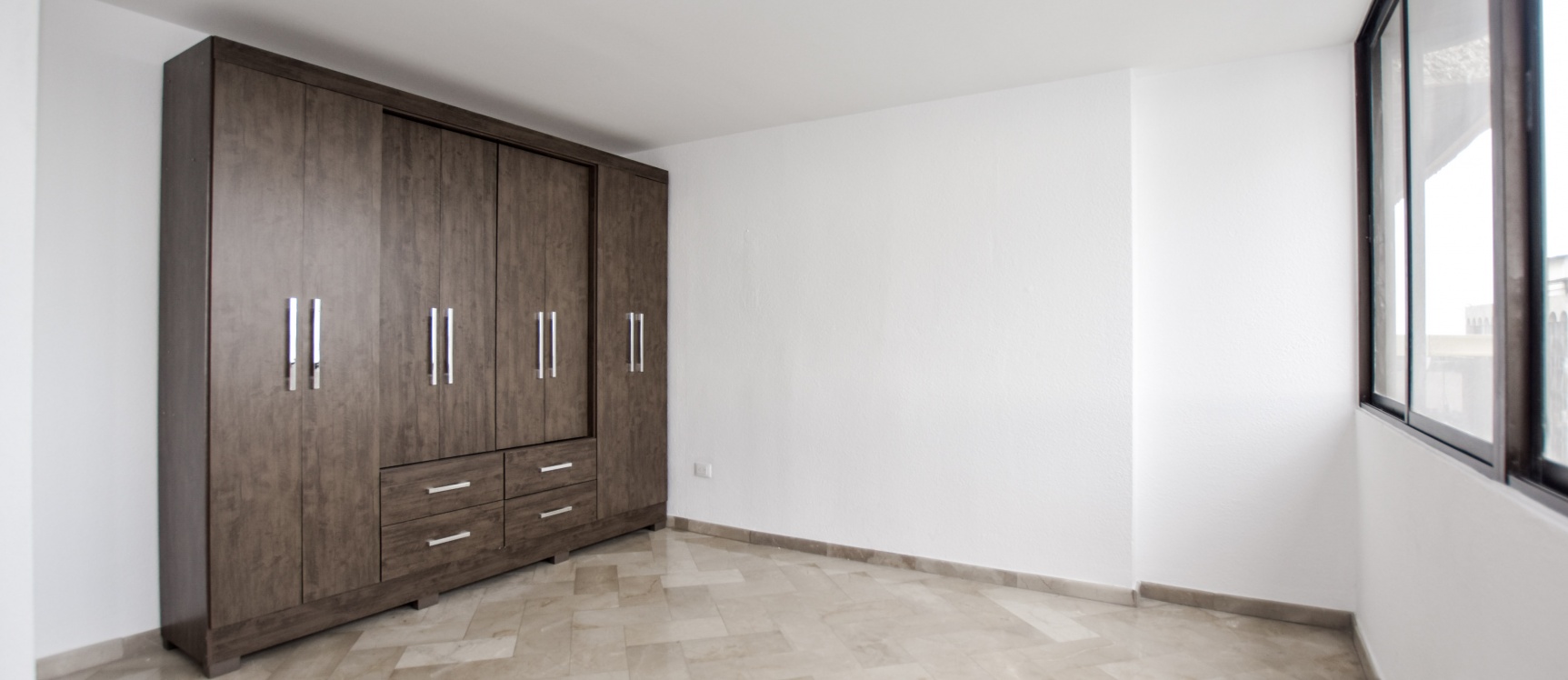 Departamento en alquiler ubicado en San Francisco 300, Centro de Guayaquil GeoBienes - Departamento en alquiler ubicado en San Francisco 300, Centro de Guayaquil - Plusvalia Guayaquil Casas de venta y alquiler Inmobiliaria Ecuador