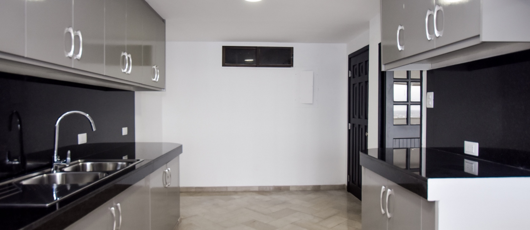 GeoBienes - Departamento en alquiler ubicado en San Francisco 300, Centro de Guayaquil - Plusvalia Guayaquil Casas de venta y alquiler Inmobiliaria Ecuador