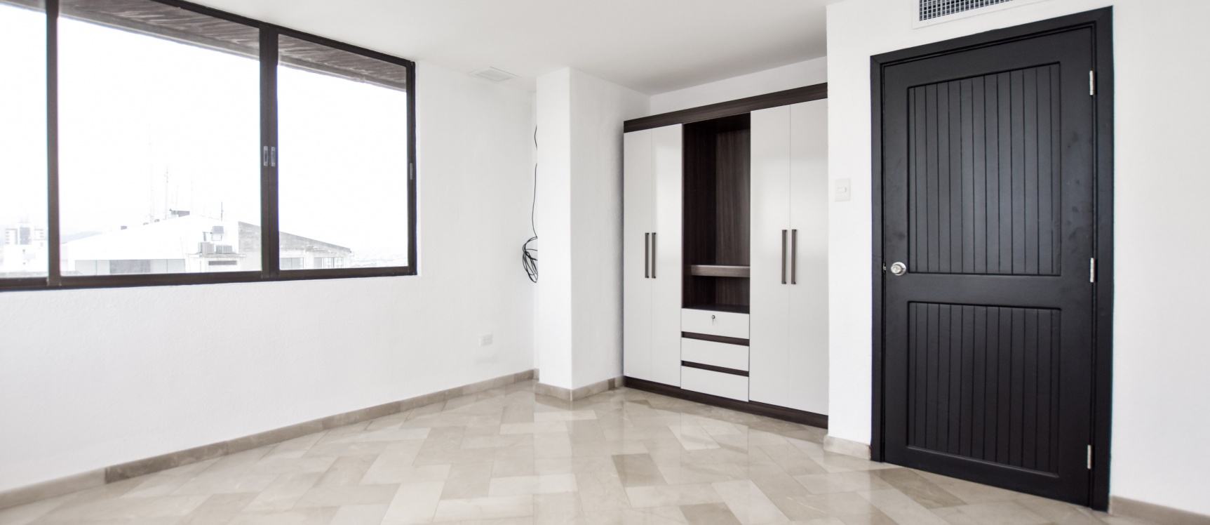 Departamento en alquiler ubicado en San Francisco 300, Centro de Guayaquil GeoBienes - Departamento en alquiler ubicado en San Francisco 300, Centro de Guayaquil - Plusvalia Guayaquil Casas de venta y alquiler Inmobiliaria Ecuador