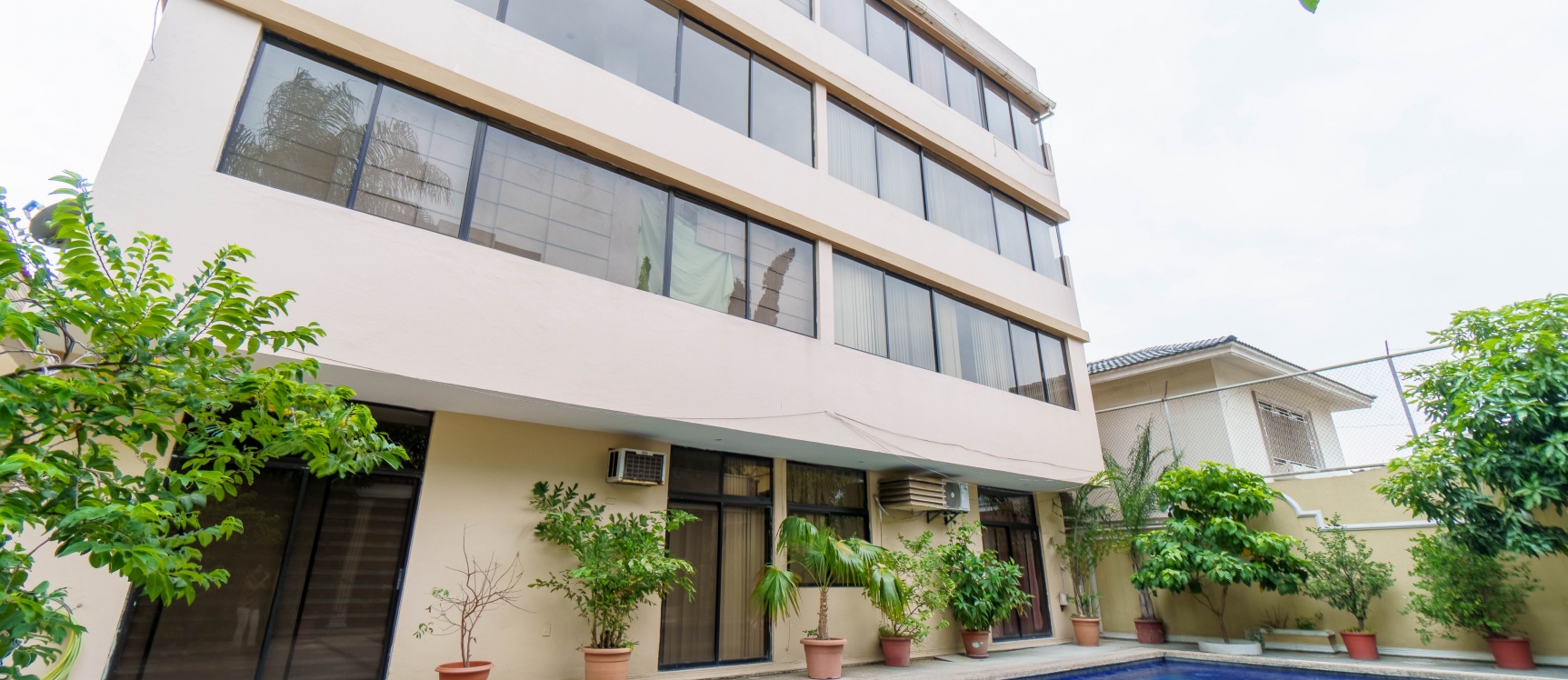 Departamento en alquiler ubicado en Santa Cecilia, Los Ceibos GeoBienes - Departamento en alquiler ubicado en Santa Cecilia, Los Ceibos - Plusvalia Guayaquil Casas de venta y alquiler Inmobiliaria Ecuador