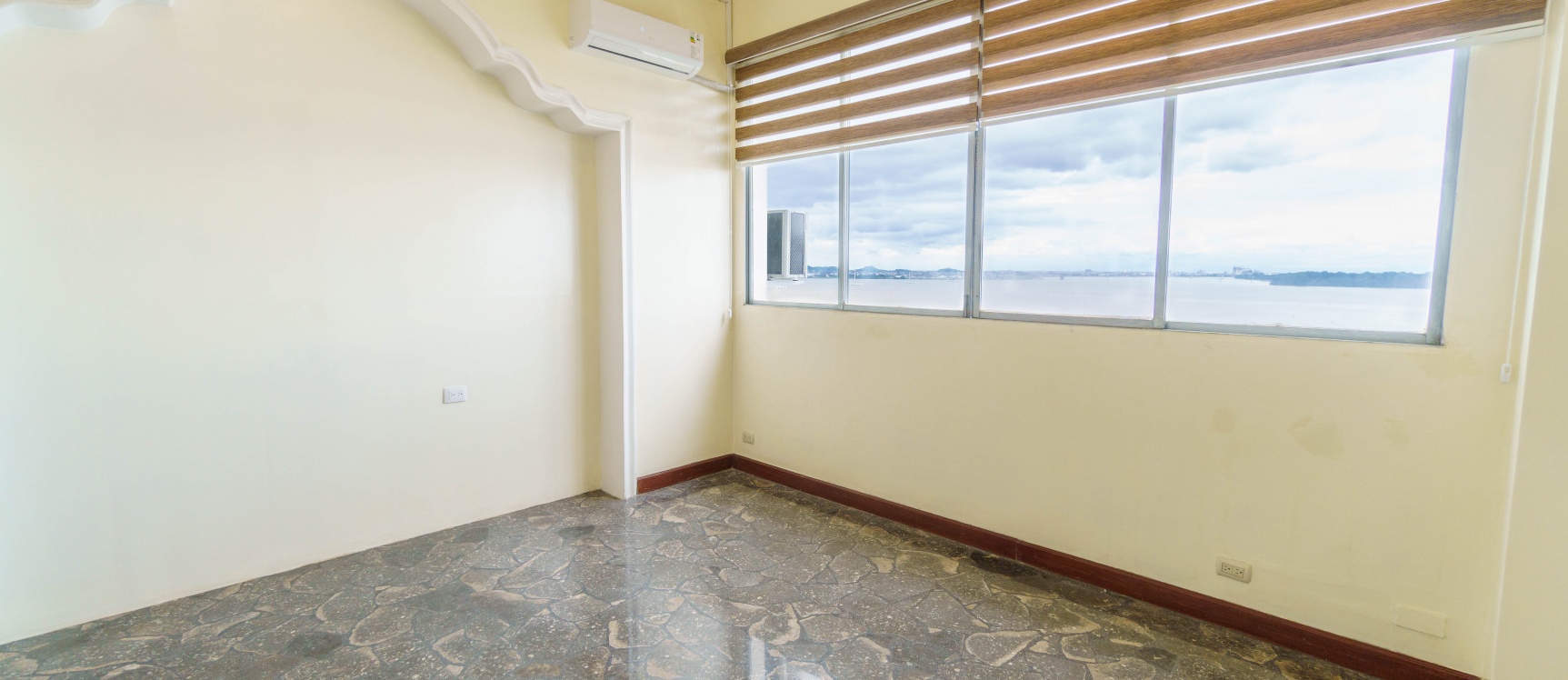 Departamento en alquiler ubicado frente al Malecón 2000, Centro de Guayaquil GeoBienes - Departamento en alquiler ubicado frente al Malecón 2000, Centro de Guayaquil - Plusvalia Guayaquil Casas de venta y alquiler Inmobiliaria Ecuador