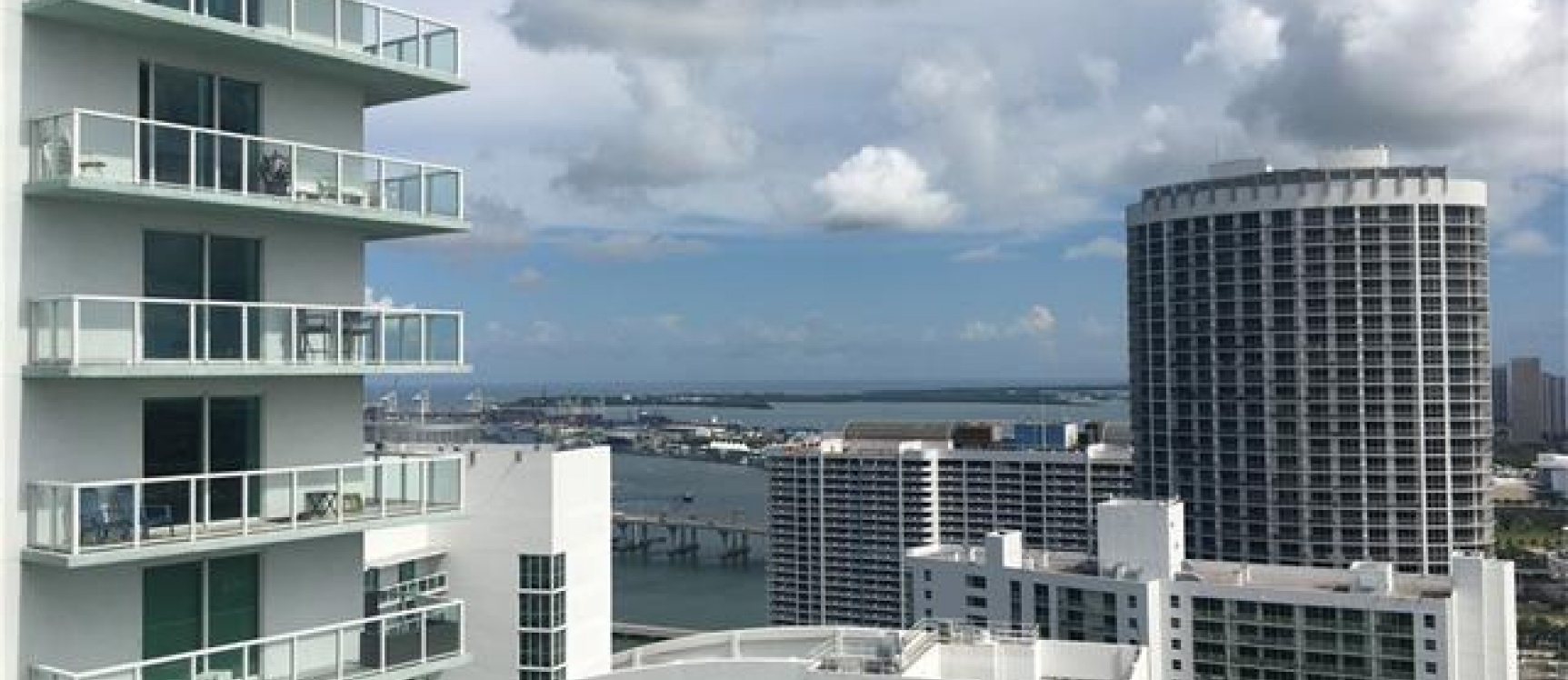 Departamento en Quantum on the Bay-MIAMI GeoBienes - Departamento en Quantum on the Bay-MIAMI - Plusvalia Guayaquil Casas de venta y alquiler Inmobiliaria Ecuador