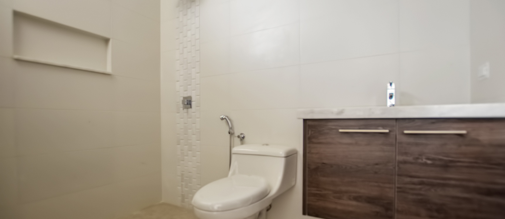 Departamento en tercer piso en venta sector Samborondón GeoBienes - Departamento en tercer piso en venta sector Samborondón - Plusvalia Guayaquil Casas de venta y alquiler Inmobiliaria Ecuador