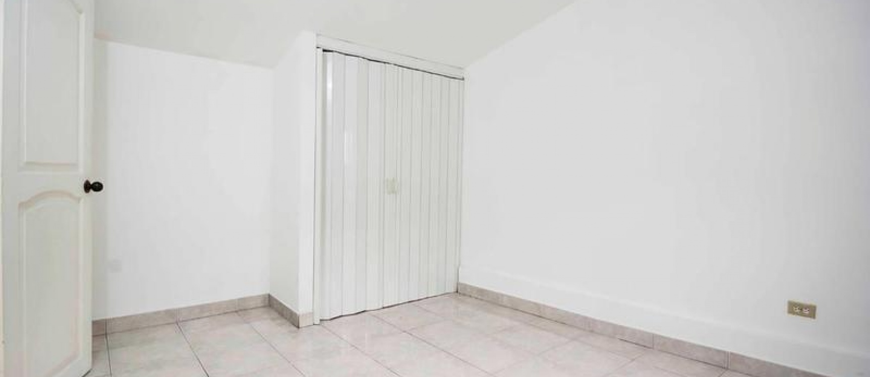 Departamento en venta, Calle Brasil y Eloy Alfaro - centro de Guayaquil - Ecuador GeoBienes - Departamento en venta, Calle Brasil y Eloy Alfaro - centro de Guayaquil - Ecuador - Plusvalia Guayaquil Casas de venta y alquiler Inmobiliaria Ecuador