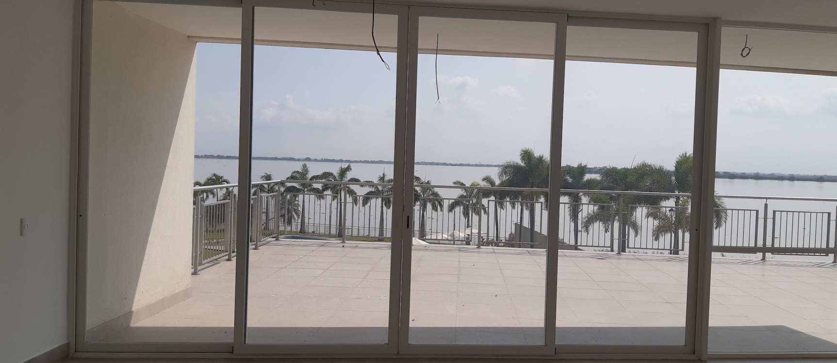Departamento en venta con vista al rio, Blue Bay 1 GeoBienes - Departamento en venta con vista al rio, Blue Bay 1 - Plusvalia Guayaquil Casas de venta y alquiler Inmobiliaria Ecuador