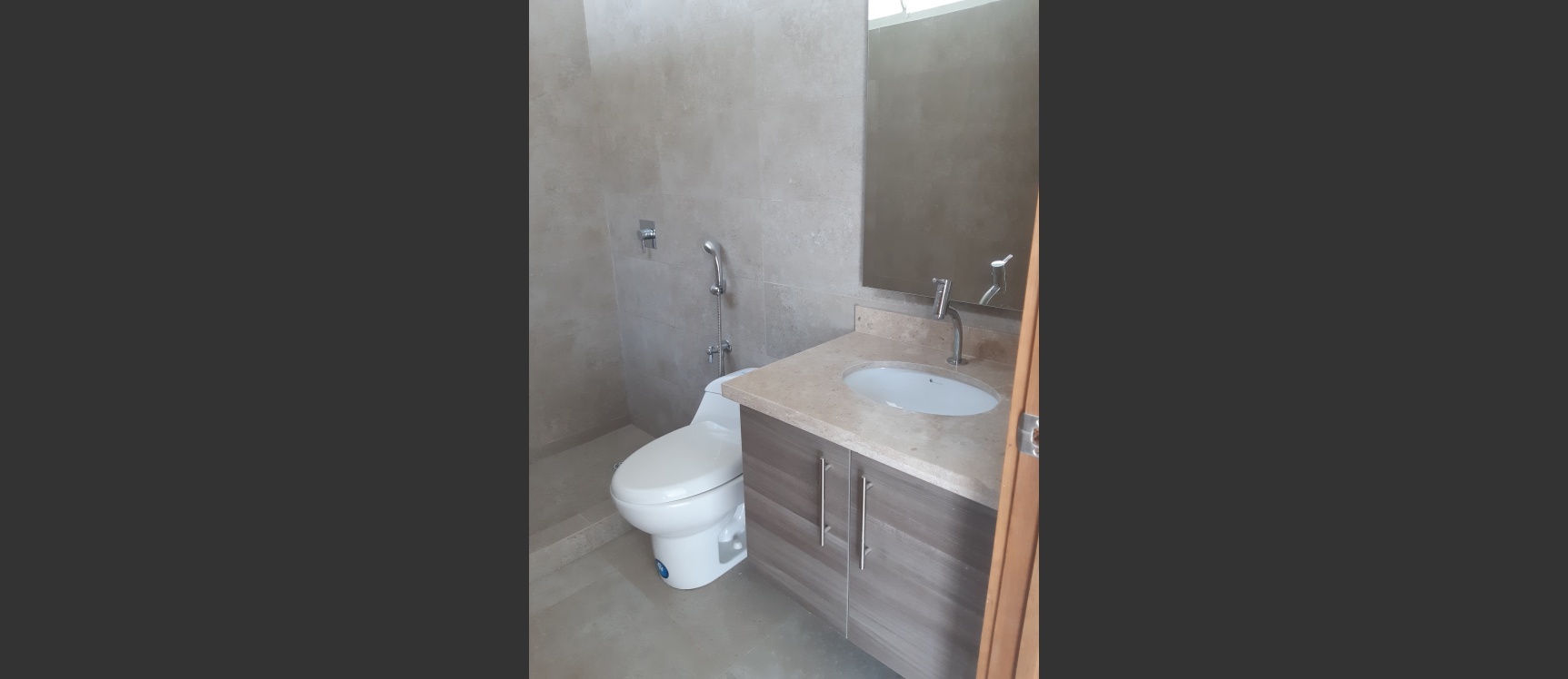 Departamento en venta con vista al rio, Blue Bay 1 GeoBienes - Departamento en venta con vista al rio, Blue Bay 1 - Plusvalia Guayaquil Casas de venta y alquiler Inmobiliaria Ecuador