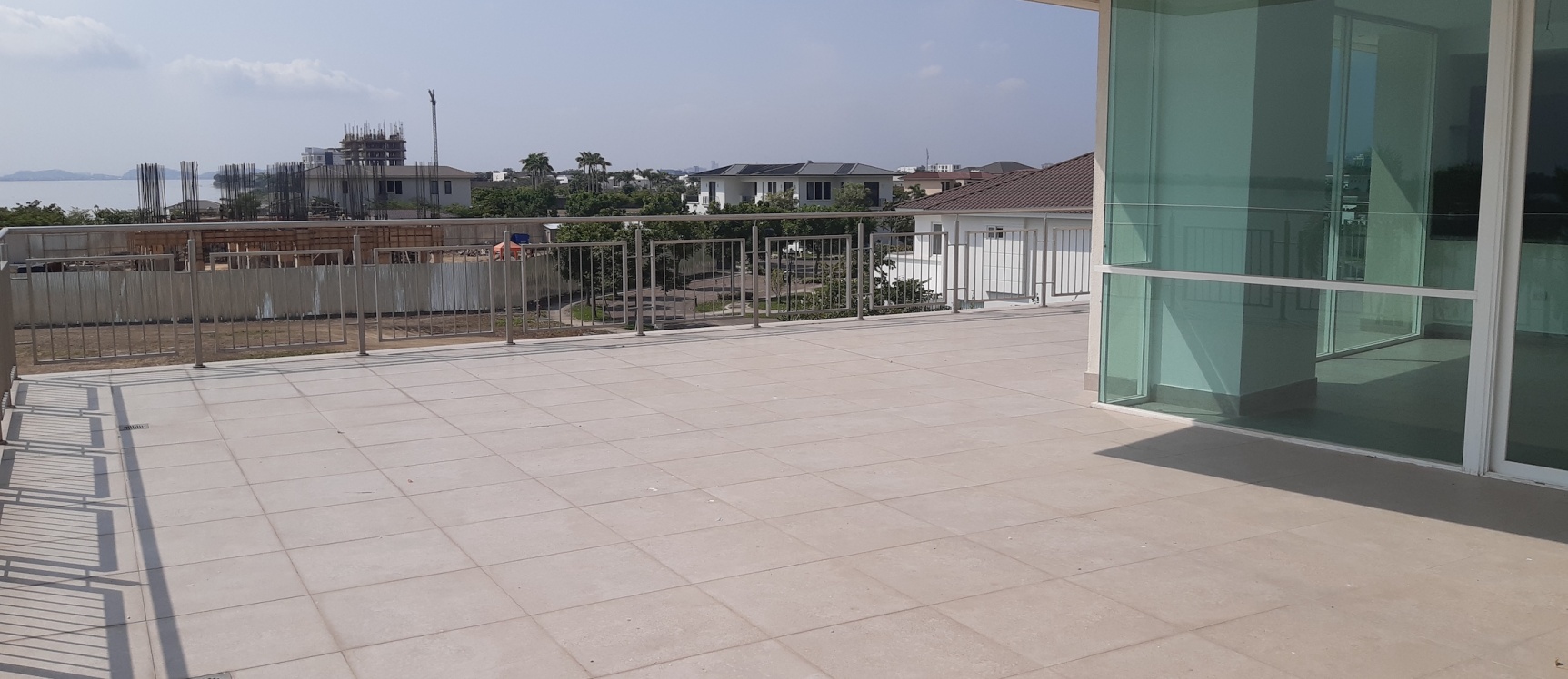 Departamento en venta con vista al rio, Blue Bay 1 GeoBienes - Departamento en venta con vista al rio, Blue Bay 1 - Plusvalia Guayaquil Casas de venta y alquiler Inmobiliaria Ecuador
