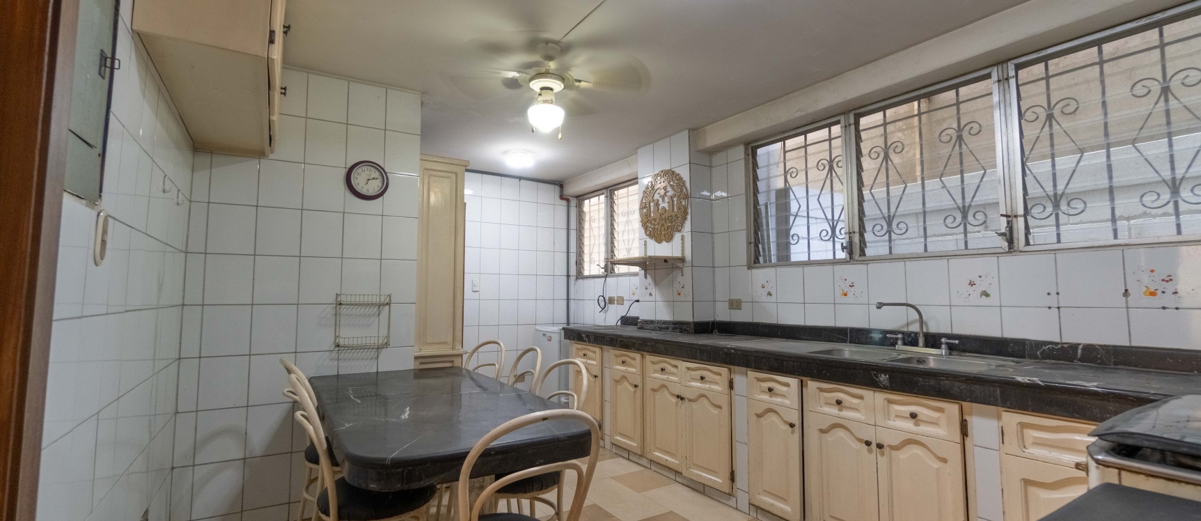Departamento en venta de 4 habitaciones, Edificio Silco, Ceibos GeoBienes - Departamento en venta de 4 habitaciones, Edificio Silco, Ceibos - Plusvalia Guayaquil Casas de venta y alquiler Inmobiliaria Ecuador