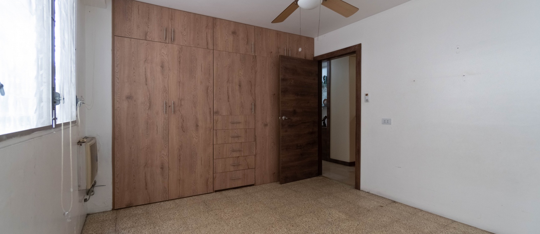 Departamento en venta de 4 habitaciones, Edificio Silco, Ceibos GeoBienes - Departamento en venta de 4 habitaciones, Edificio Silco, Ceibos - Plusvalia Guayaquil Casas de venta y alquiler Inmobiliaria Ecuador