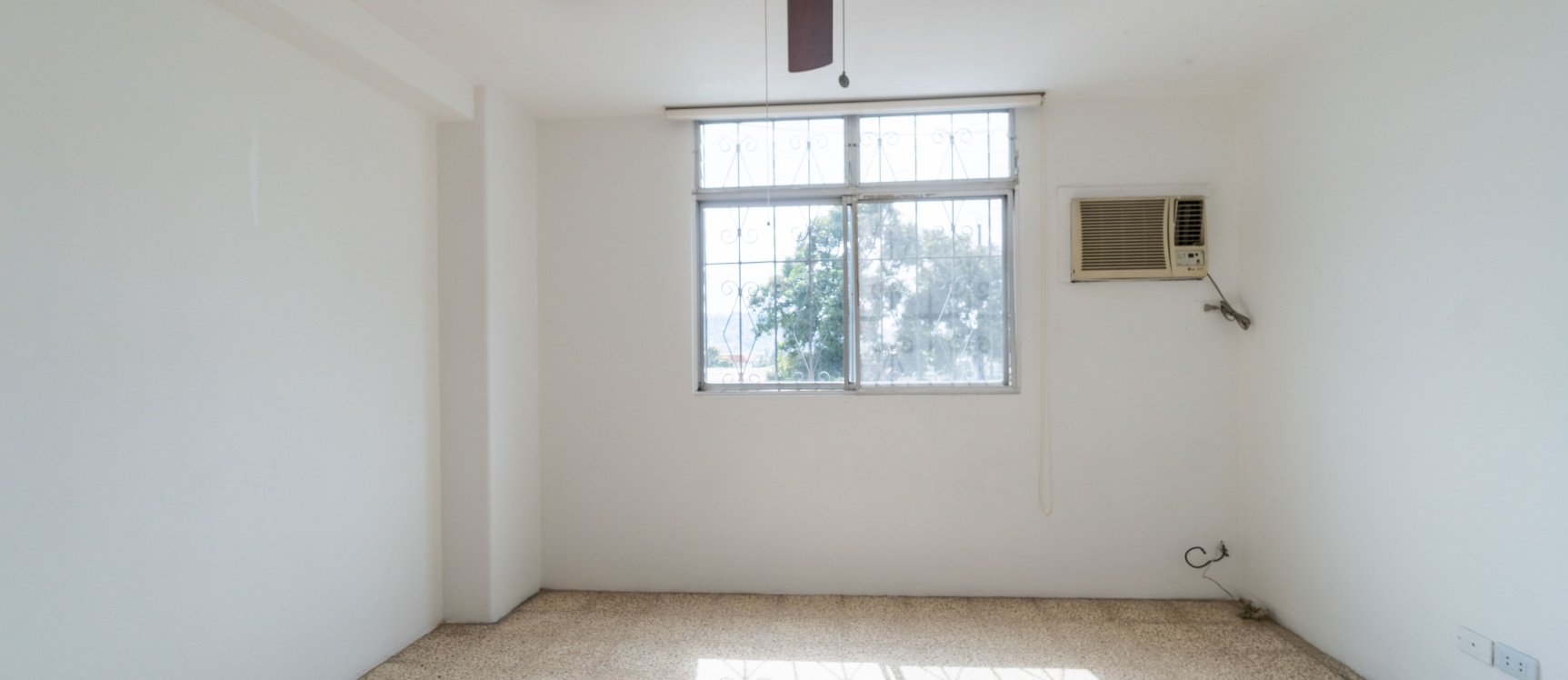Departamento en venta de 4 habitaciones, Edificio Silco, Ceibos GeoBienes - Departamento en venta de 4 habitaciones, Edificio Silco, Ceibos - Plusvalia Guayaquil Casas de venta y alquiler Inmobiliaria Ecuador