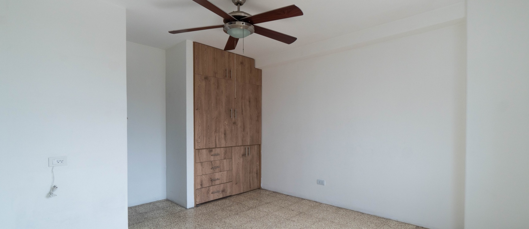 Departamento en venta de 4 habitaciones, Edificio Silco, Ceibos GeoBienes - Departamento en venta de 4 habitaciones, Edificio Silco, Ceibos - Plusvalia Guayaquil Casas de venta y alquiler Inmobiliaria Ecuador