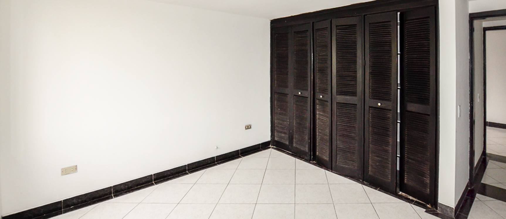 Departamento en venta en Ceibos Norte sector vía a la Costa Guayaquil GeoBienes - Departamento en Venta en Ceibos Norte sector Vía a la Costa Guayaquil - Plusvalia Guayaquil Casas de venta y alquiler Inmobiliaria Ecuador