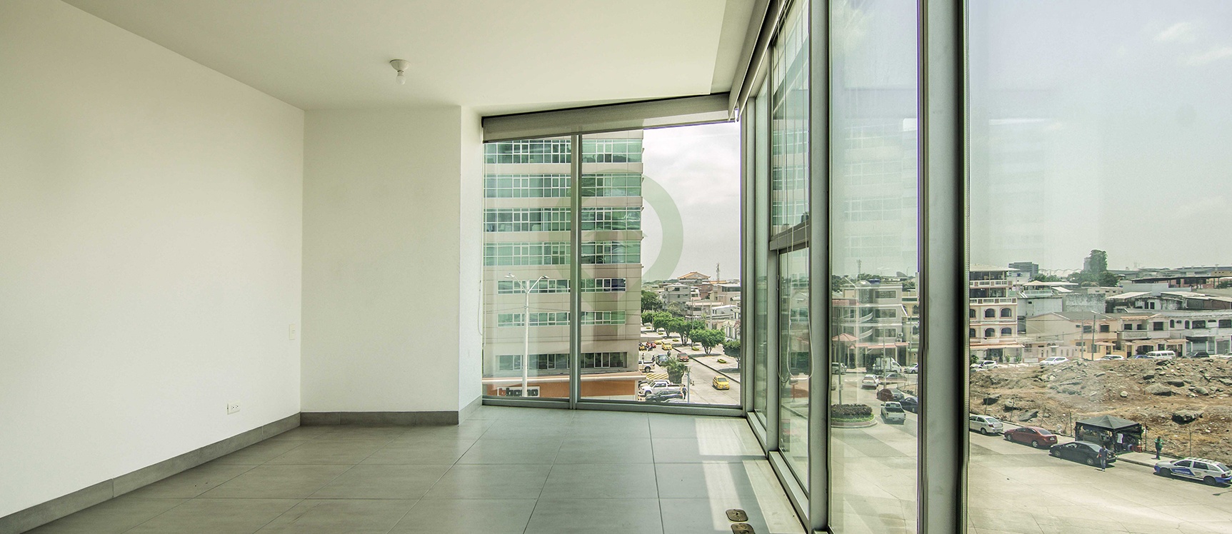 Departamento en venta en Edificio QUO norte de Guayaquil GeoBienes - Departamento en venta en Edificio QUO norte de Guayaquil - Plusvalia Guayaquil Casas de venta y alquiler Inmobiliaria Ecuador